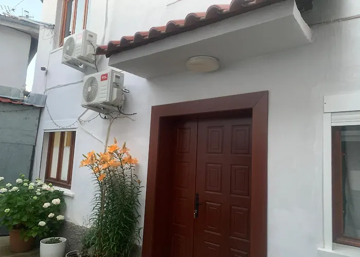 Traditional Bazaar Home2